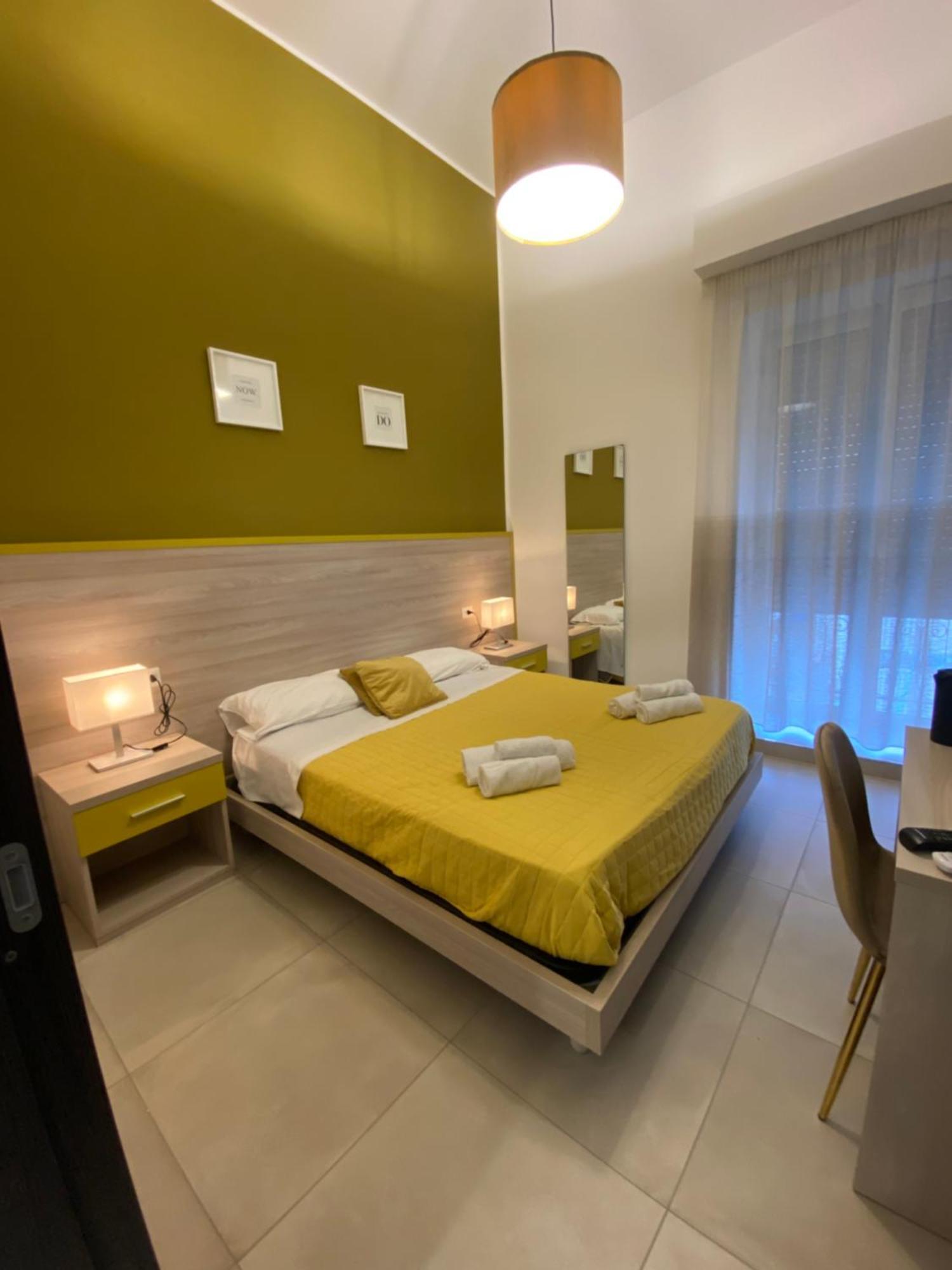 Ruma Guesthouse Napoli Exterior foto